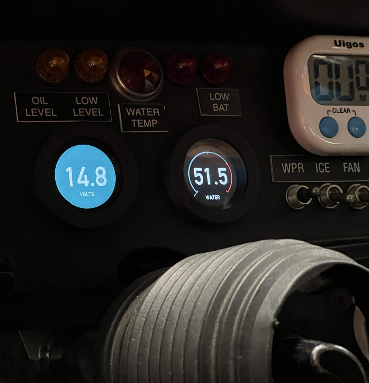 Vensora gauge and wiring harness